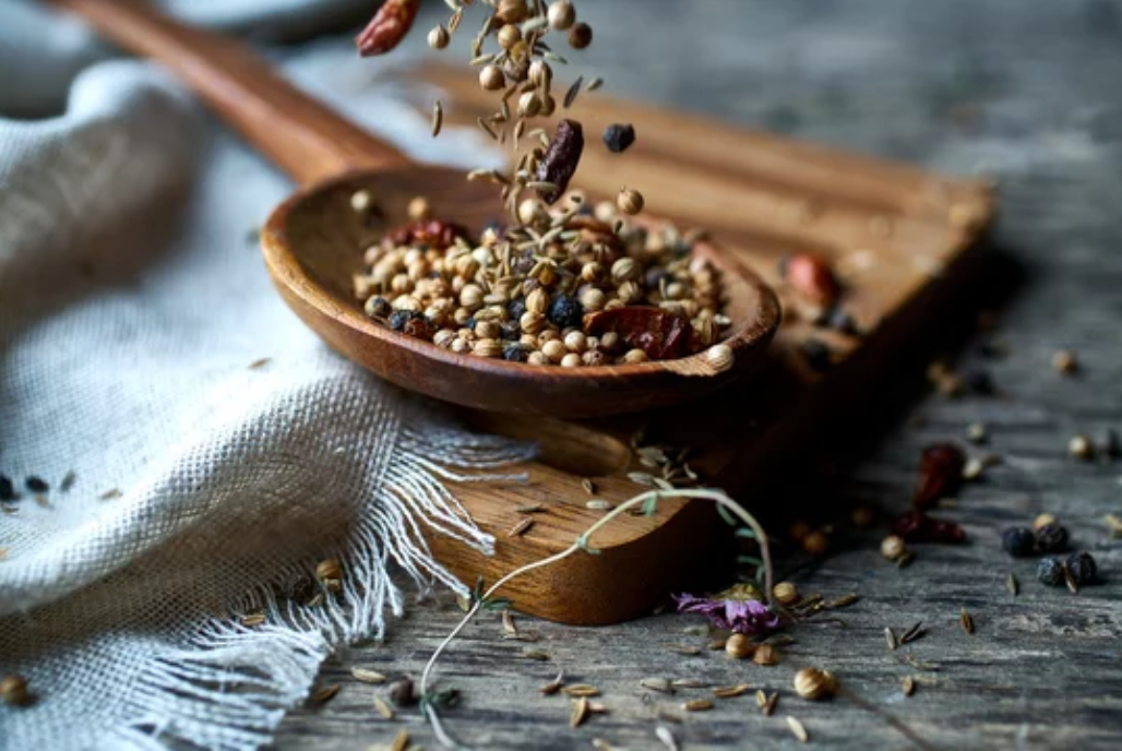 Low FODMAP Herbs and Spices: The Full List
